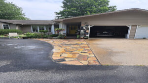 Small Hardscape<br /><br /> Residential Project Before and After (pic 1)